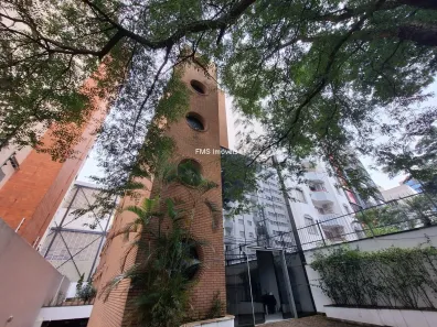 Prédio Comercial para alugar, 1348m² no Vila Olímpia, São Paulo