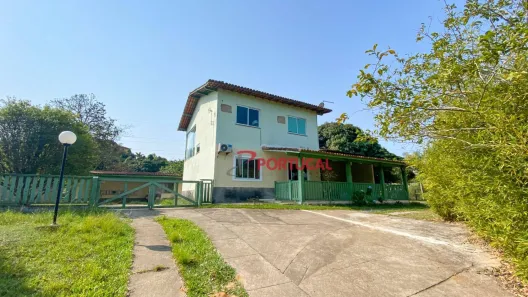 Fazenda/Sítio com 4 Quartos à venda, 180m² no Nova Cidade, Macaé