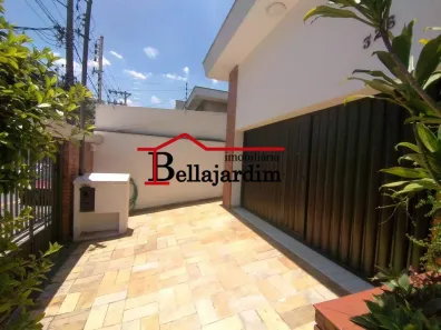 Casa com 3 Quartos para alugar, 275m² no Vila Assunção, Santo André