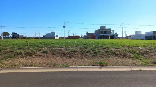Lote/Terreno à venda, 240m² no Loteamento Santa Maria do Leme, São Carlos