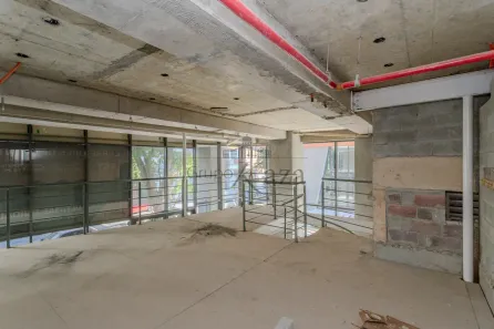 Ponto Comercial para alugar, 172m² no Pinheiros, São Paulo