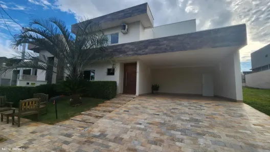 Casa de Condomínio com 3 Quartos à venda, 220m² no Residencial Valência 1, Álvares Machado