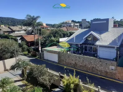 Casa com 3 Quartos à venda, 300m² no Morro das Pedras, Florianópolis