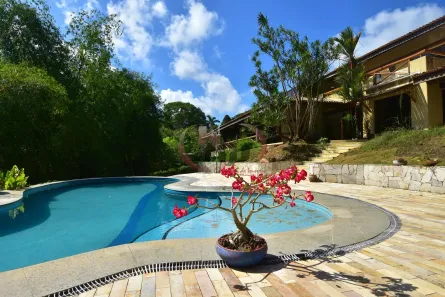 Casa de Condomínio com 4 Quartos à venda, 750m² no Portão, Lauro de Freitas