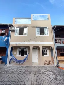Casa com 5 Quartos à venda, 165m² no Armação do Pântano do Sul, Florianópolis