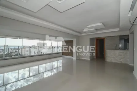 Apartamento com 3 Quartos para alugar, 130m² no Passo da Areia, Porto Alegre