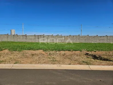 Lote/Terreno à venda, 240m² no Jardim Jockey Clube, São Carlos