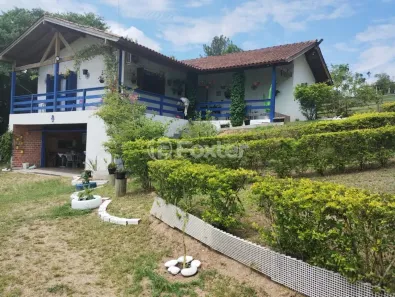 Fazenda/Sítio com 3 Quartos à venda, 270m² no Fiuza, Viamão