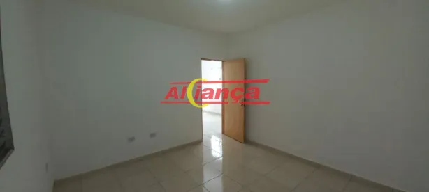 Kitnet com 1 Quarto à venda, 50m² no Vila Ayrosa, São Paulo