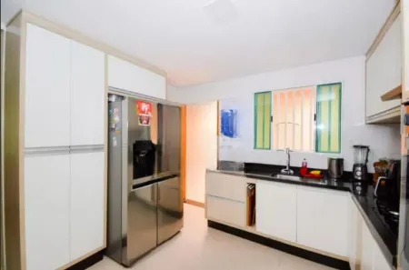 Casa com 4 Quartos à venda, 270m² no Vila Flórida, Guarulhos