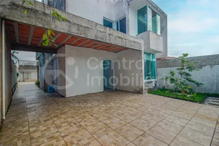 Casa com 4 Quartos à venda, 184m² no , Peruíbe