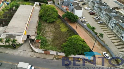 Lote/Terreno à venda, 1000m² no Santa Amélia, Maceió