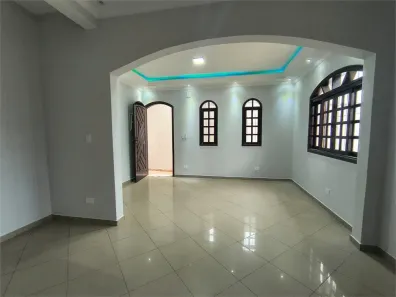Sobrado com 3 Quartos à venda, 135m² no Jardim D'Abril, Osasco