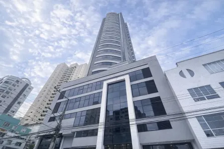 Apartamento com 3 Quartos à venda, 120m² no Centro, Balneário Camboriú