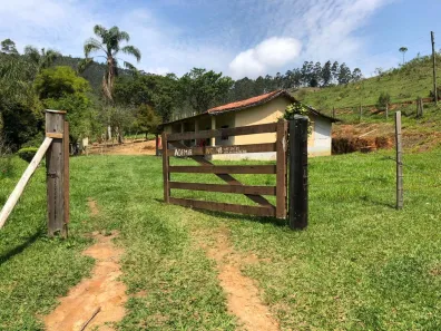 Fazenda/Sítio com 4 Quartos à venda, 4500m² no , Salesópolis