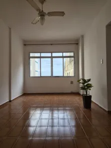 Kitnet para alugar, 30m² no Itararé, São Vicente