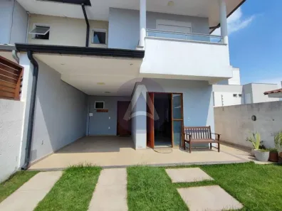 Casa de Condomínio com 3 Quartos para alugar, 129m² no Campeche, Florianópolis