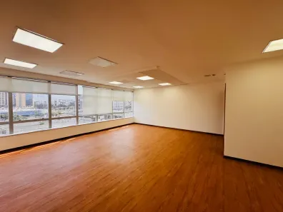 Sala Comercial para alugar, 55m² no Caminho das Árvores, Salvador