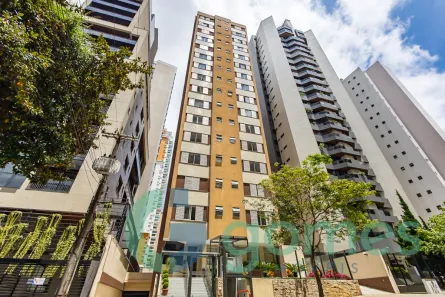 Apartamento com 3 Quartos para alugar, 164m² no Água Verde, Curitiba