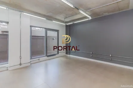 Sala Comercial à venda, 54m² no Jardim Lindóia, Porto Alegre