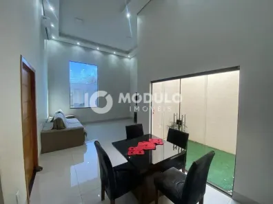 Casa com 4 Quartos à venda, 180m² no Granada, Uberlândia