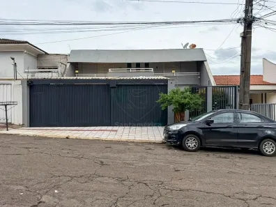 Casa com 4 Quartos à venda, 241m² no Petrópolis, Londrina