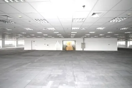Sala Comercial para alugar, 2204m² no Tamboré, Barueri