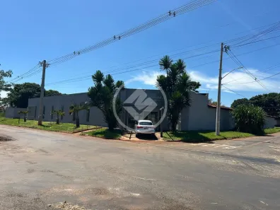 Casa com 25 Quartos para alugar, 1600m² no Setor Residencial Garavelo I, Trindade