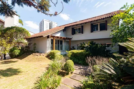 Casa com 3 Quartos para alugar, 450m² no Boa Vista, Porto Alegre