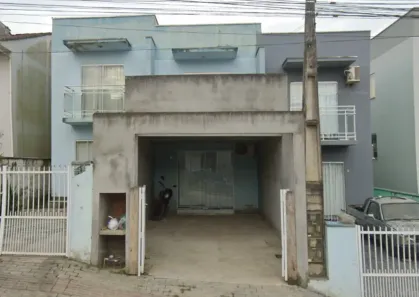Sobrado com 2 Quartos à venda, 91m² no Rio Branco, Brusque