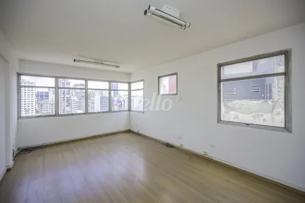 Sala Comercial para alugar, 50m² no Liberdade, São Paulo