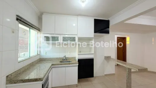 Apartamento com 3 Quartos para alugar, 90m² no Santa Mônica, Uberlândia