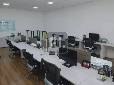 Sala Comercial à venda, 130m² no Vila Cordeiro, São Paulo