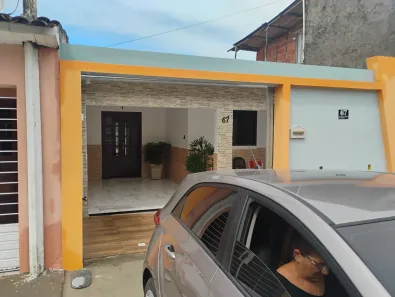 Casa com 3 Quartos à venda, 120m² no Santa Lúcia, Maceió