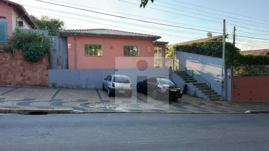 Imóvel Comercial com 4 Quartos para alugar, 100m² no Jardim das Paineiras, Campinas