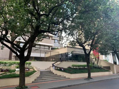 Apartamento com 4 Quartos à venda, 330m² no Centro, Londrina