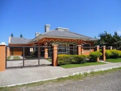 Casa com 4 Quartos à venda, 200m² no XANGRI-LÁ, Xangri-lá