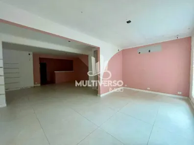 Casa com 3 Quartos à venda, 230m² no Embaré, Santos