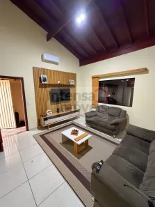 Sobrado com 2 Quartos à venda, 137m² no Jardim Sandra Maria, Taubaté