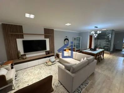 Sobrado com 5 Quartos à venda, 320m² no Jardim Avelino, São Paulo