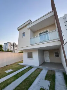 Casa com 4 Quartos à venda, 226m² no Centro, Eusébio