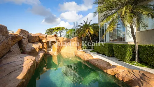 Casa com 3 Quartos à venda, 693m² no Jardim Sílvia (Zona Oeste), São Paulo