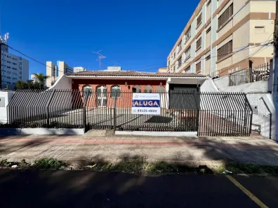 Casa com 8 Quartos para alugar, 302m² no Zona 07, Maringá
