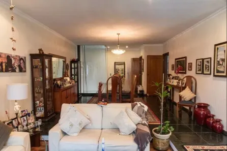 Casa com 5 Quartos à venda, 250m² no Jardim da Glória, São Paulo