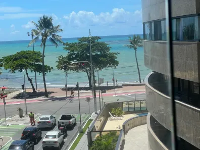 Apartamento com 3 Quartos para alugar, 180m² no Ponta Verde, Maceió