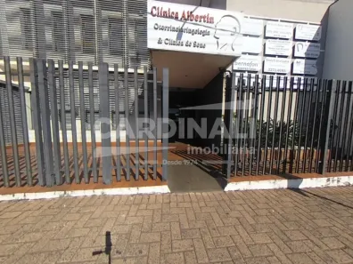 Sala Comercial para alugar, 30m² no Centro, São Carlos