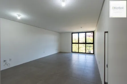 Sala Comercial com 1 Quarto à venda, 31m² no Tristeza, Porto Alegre