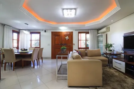 Casa de Condomínio com 3 Quartos à venda, 600m² no Marechal Rondon, Canoas