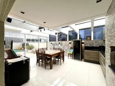 Apartamento com 3 Quartos à venda, 218m² no América, Joinville
