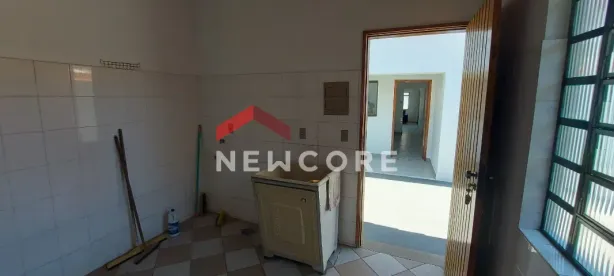 Casa com 2 Quartos à venda, 168m² no Vila Caodáglio, Jundiaí